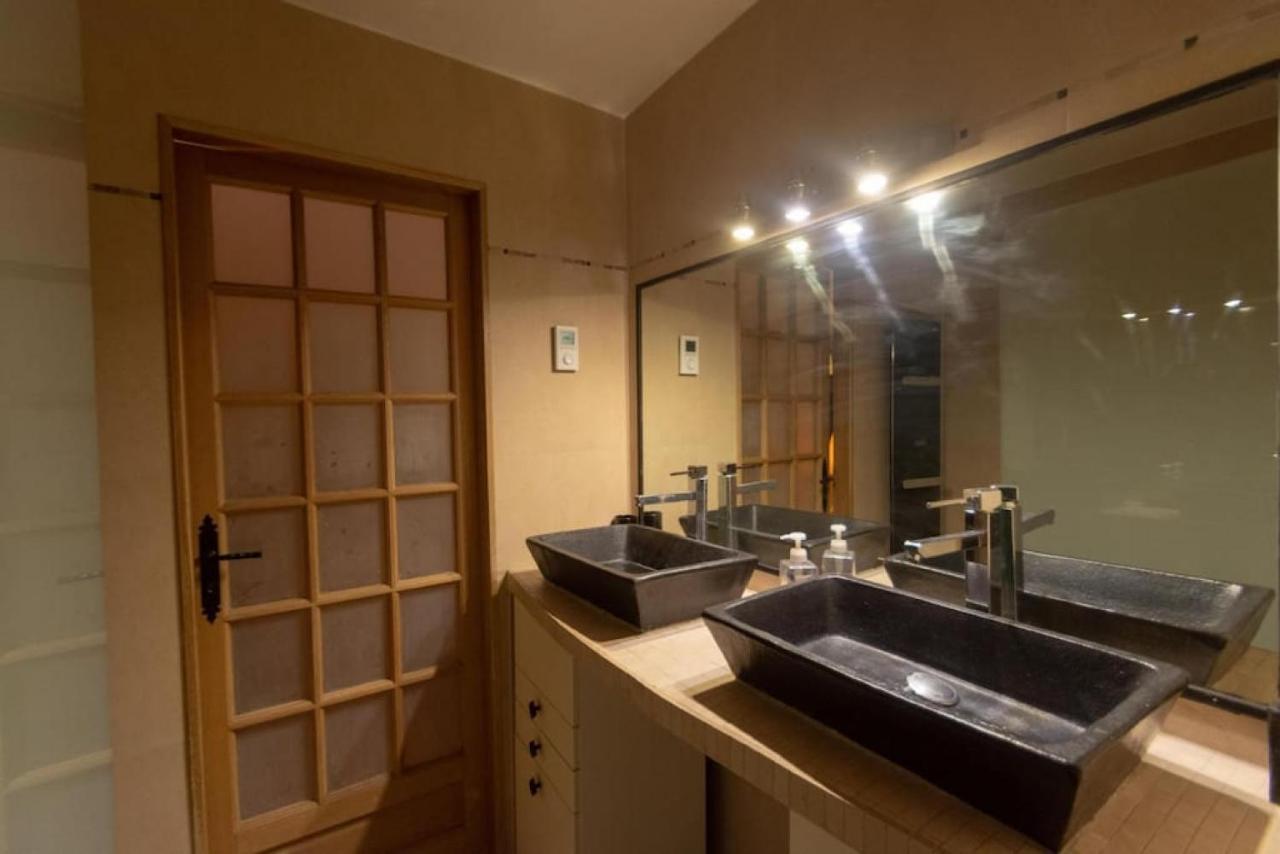 Very French Two Bedroom In The Heart Of ปารีส ภายนอก รูปภาพ